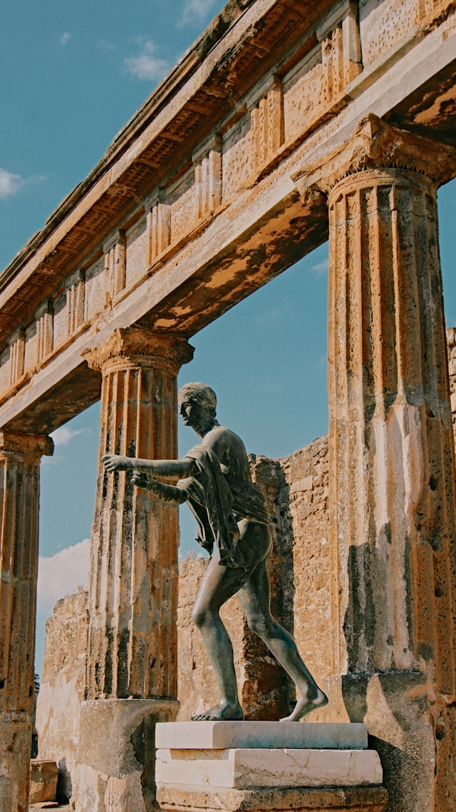 A statue at Pompeii