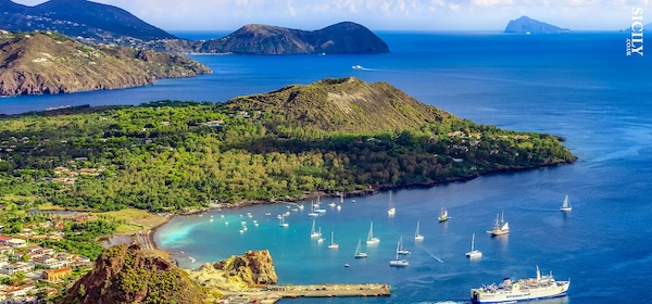 The Aeolian Islands The Aeolian Islands