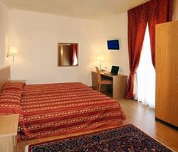 Cheap hotels Venice Italy Marco Polo external