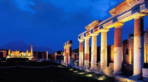 Pompeii at night