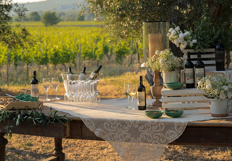wine tasting